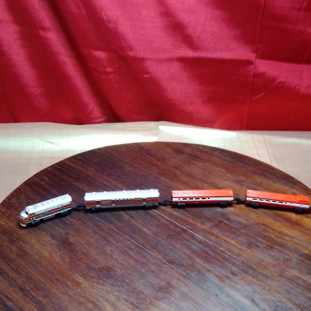Micro machine Vgt train